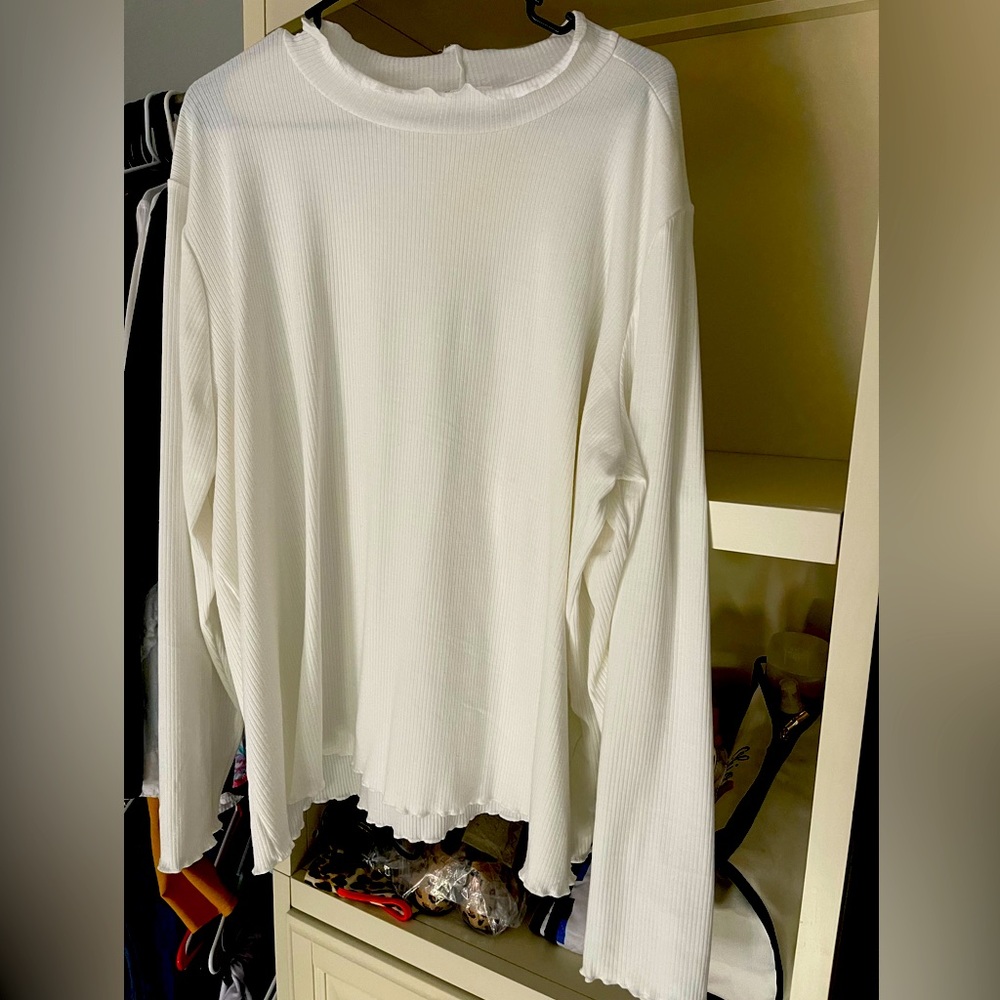Maurice’s top